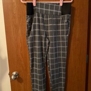 Chic Checkered Women's Trousers - Gray and Black